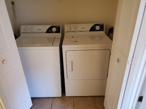Washer and Dryer - Jones
